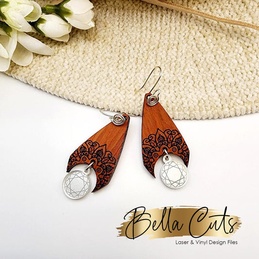 Mandala laser cut dangle earring SVG file for wood or acrylic, Commercial Use #360